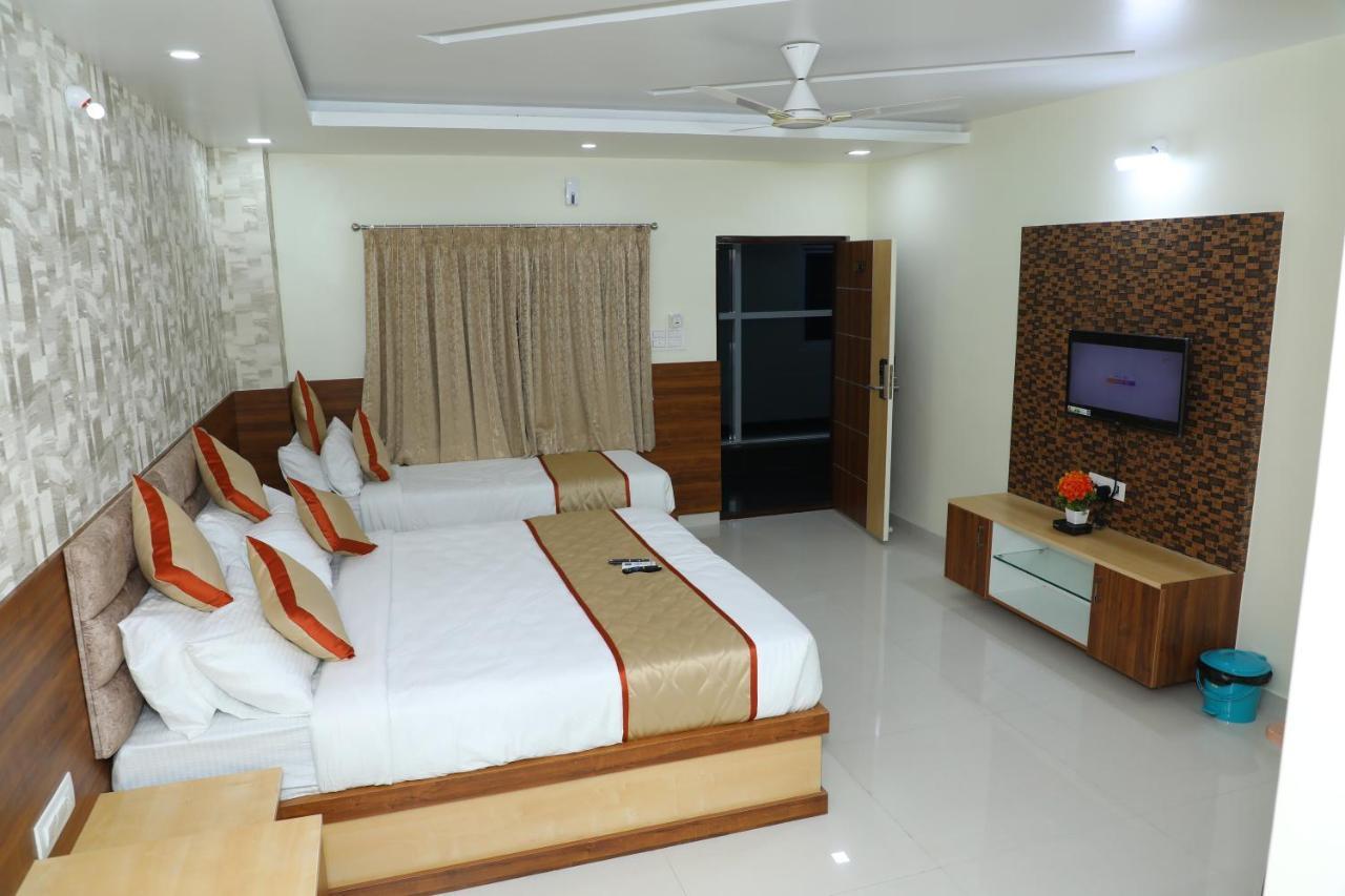 Hotel 8Th Mile Suites Μπανγκαλόρ Εξωτερικό φωτογραφία